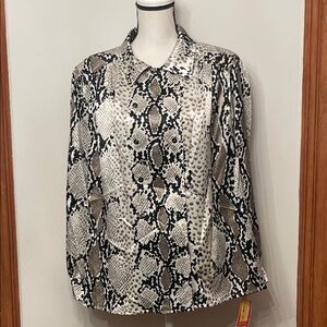 Vintage Chic Snake Print Button Down Shirt
